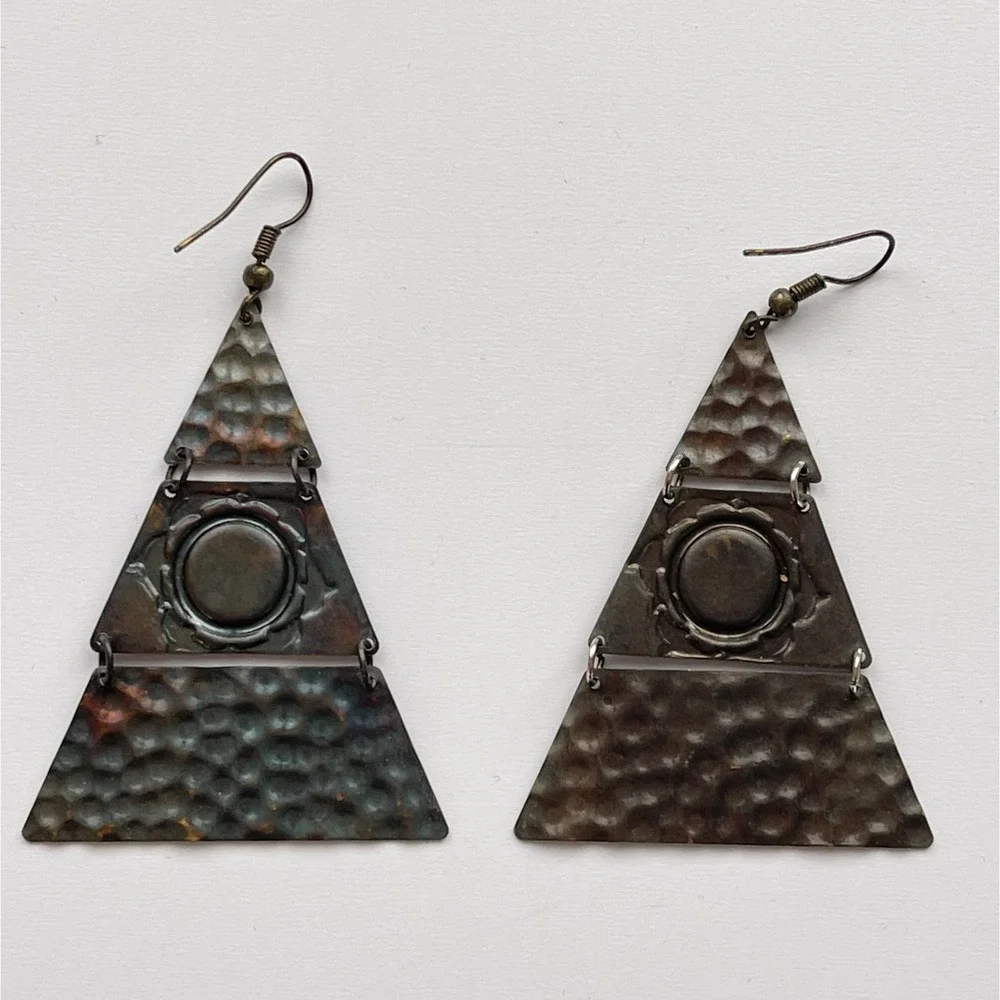Triangular Metal Geometric Textured Circle Earrings Hinged Copper - Picture 3 of 4